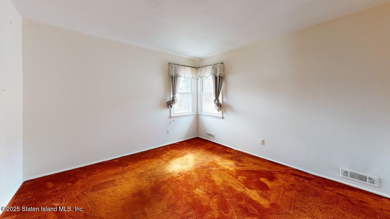 736 Tysens Lane, Staten Island, NY, 10306 image 13