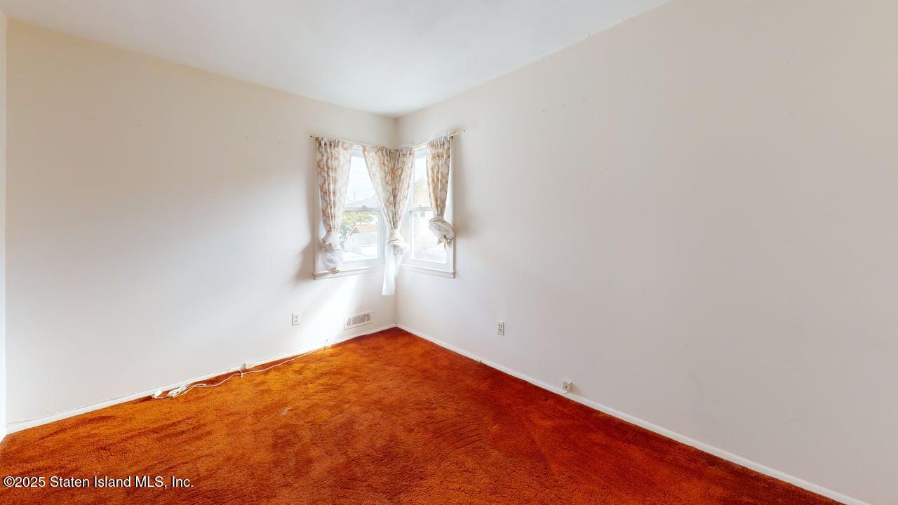 736 Tysens Lane, Staten Island, NY, 10306 image 11
