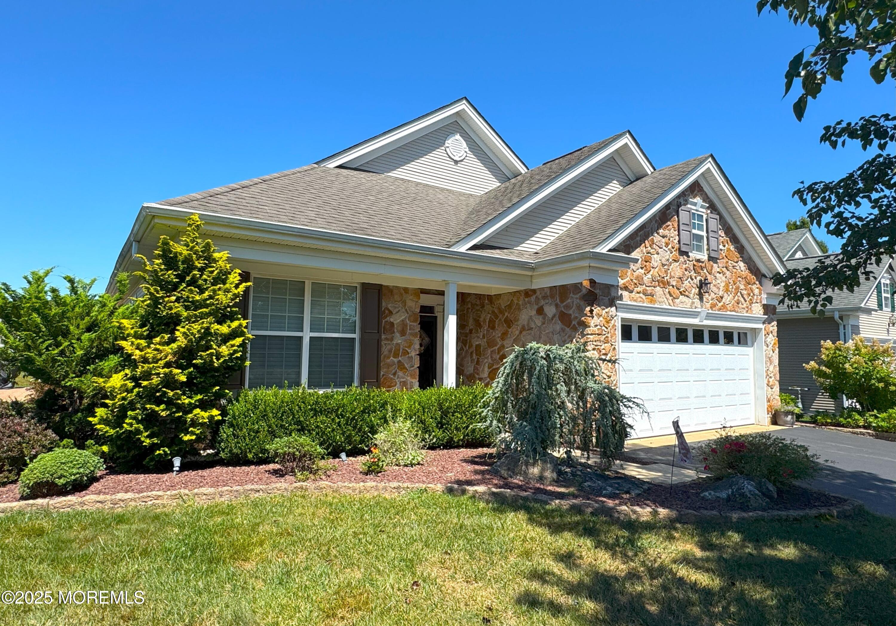 7 Elmswell Court, Jackson, NJ, 08527