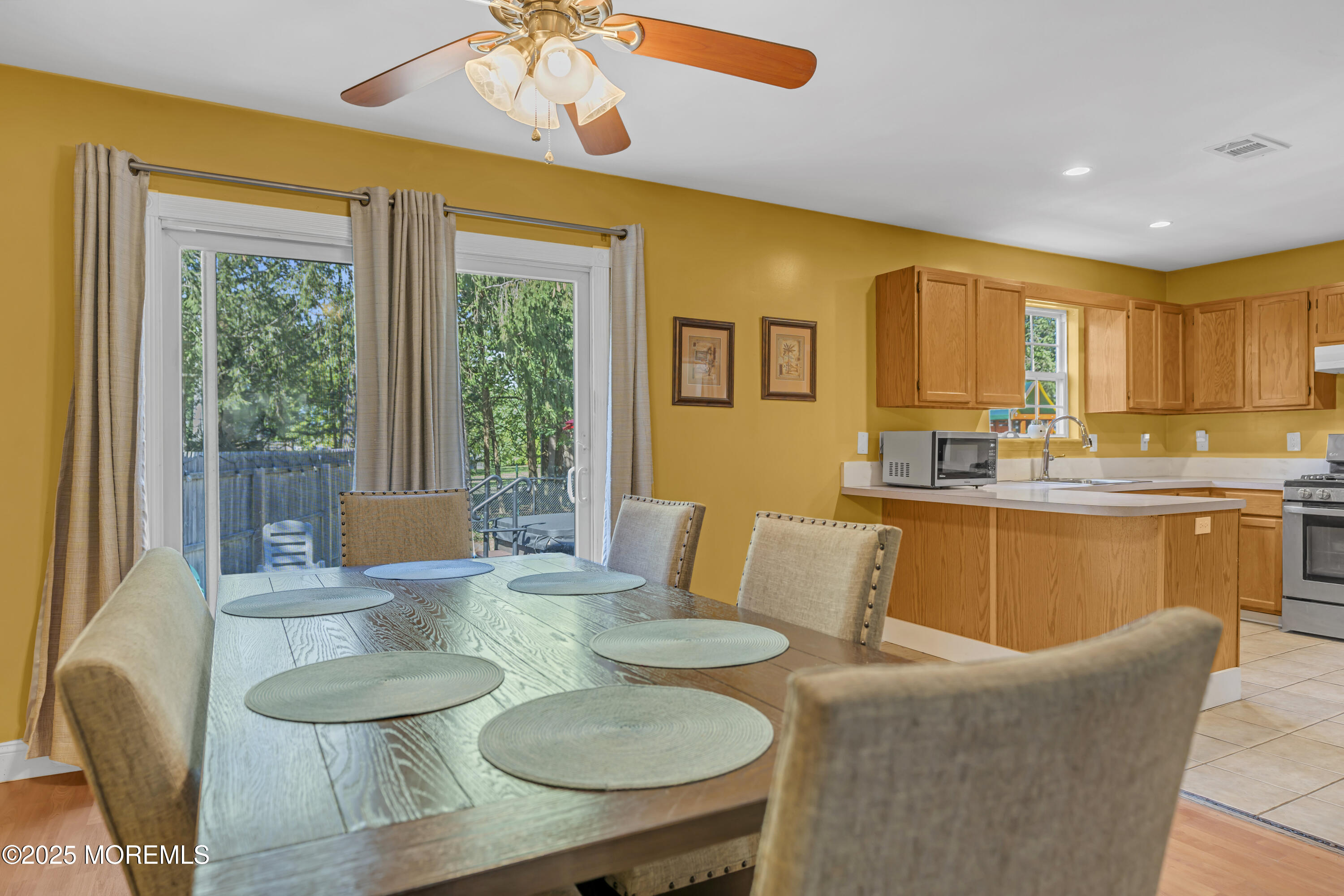 302 Maxwell Court Image 4