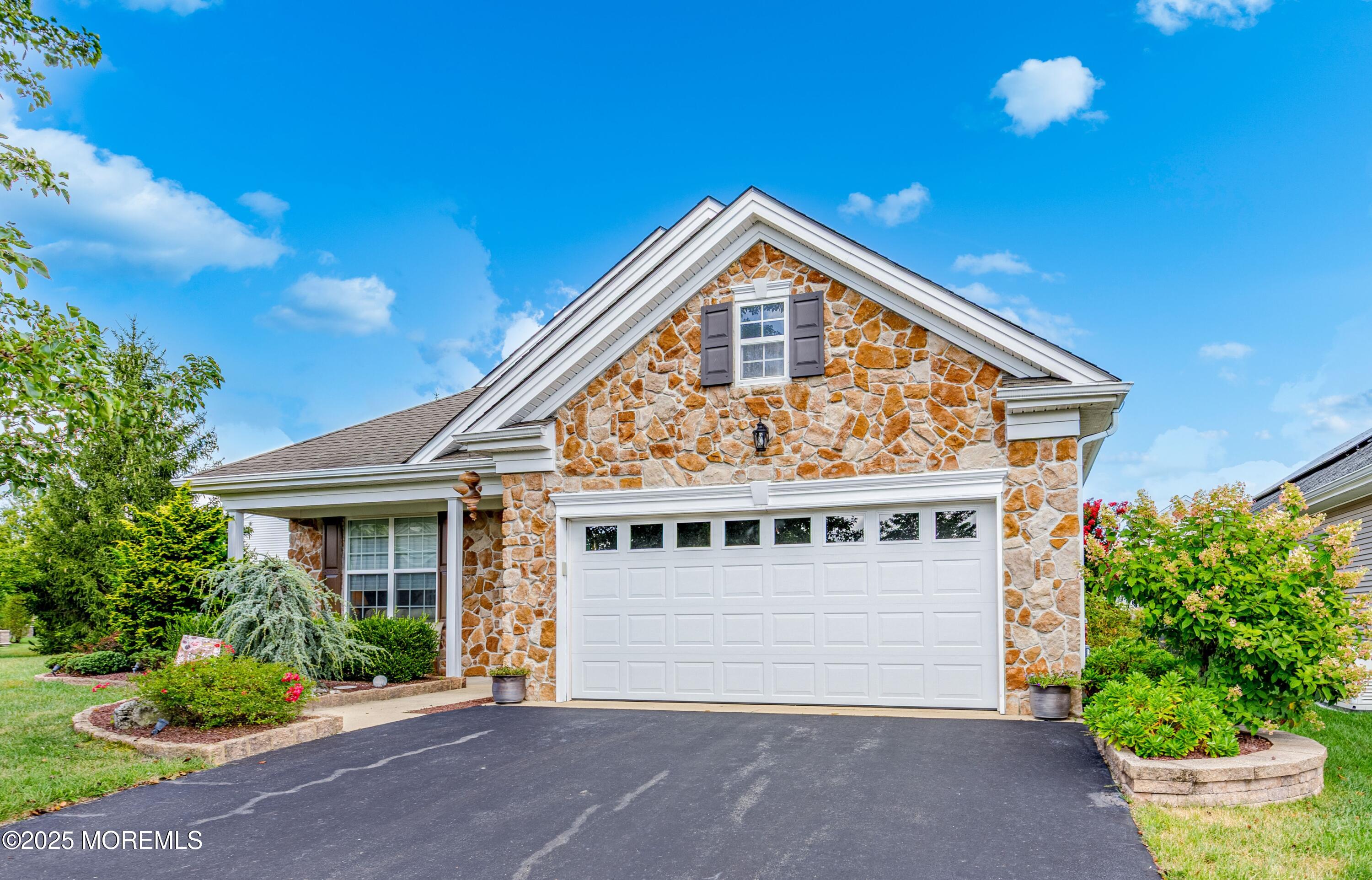 7 Elmswell Court Image 3