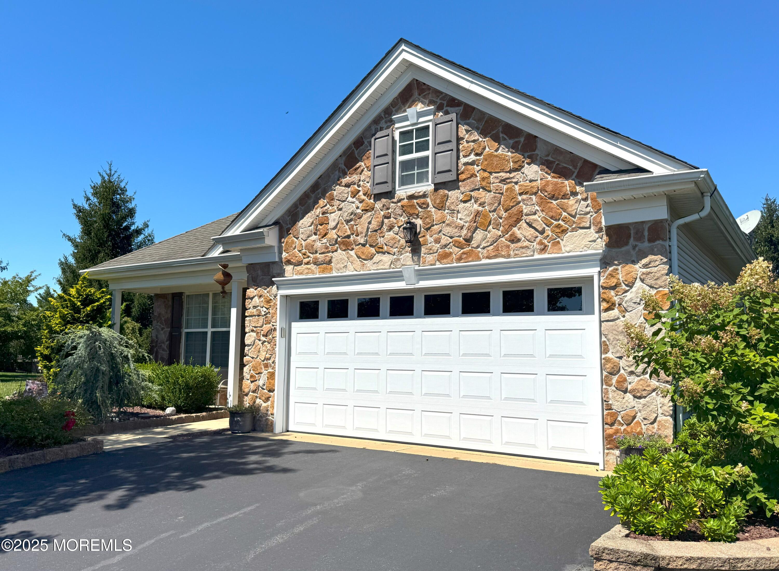 7 Elmswell Court Image 4