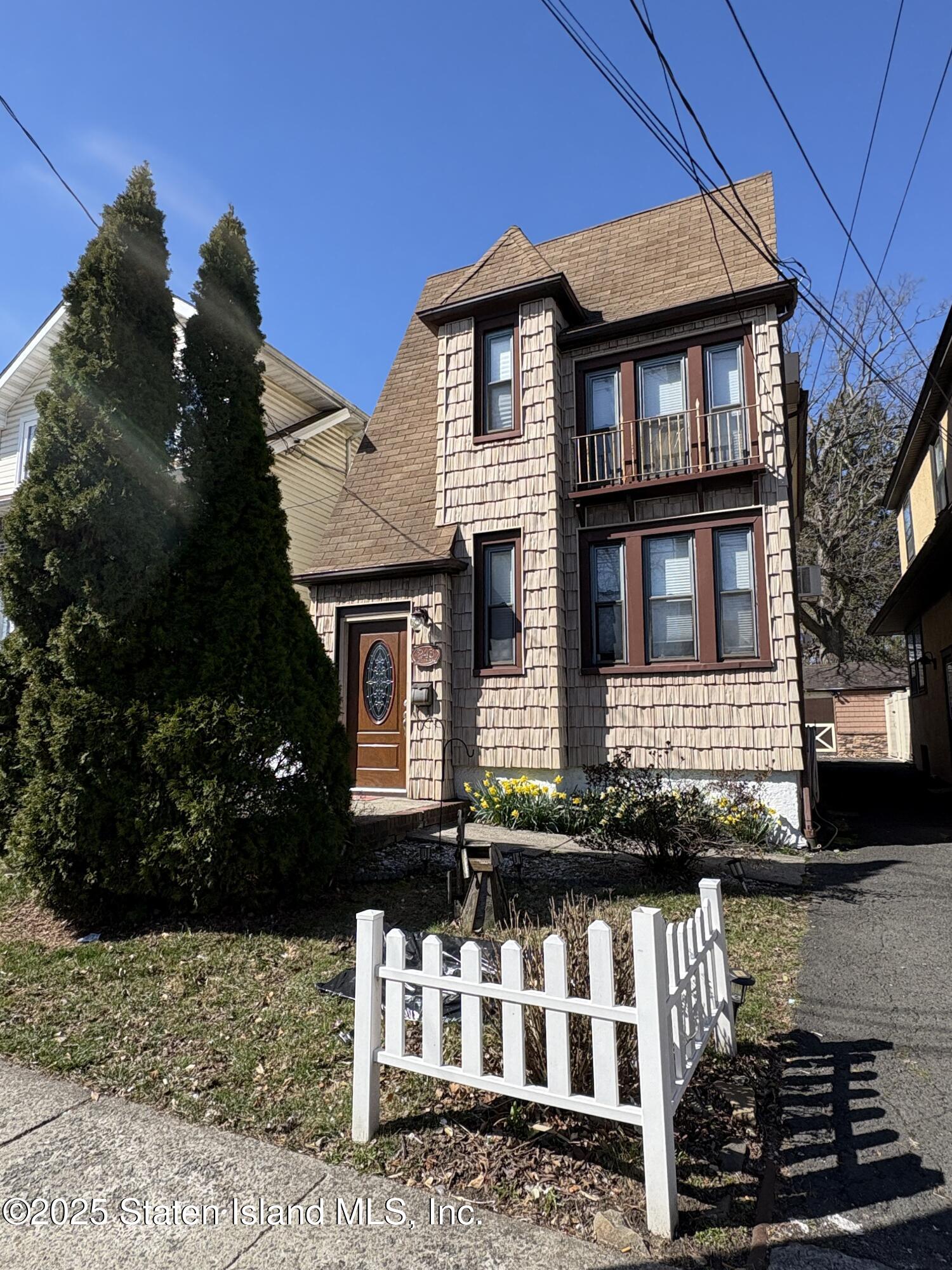 246 Dubois Avenue, Staten Island, NY, 10310