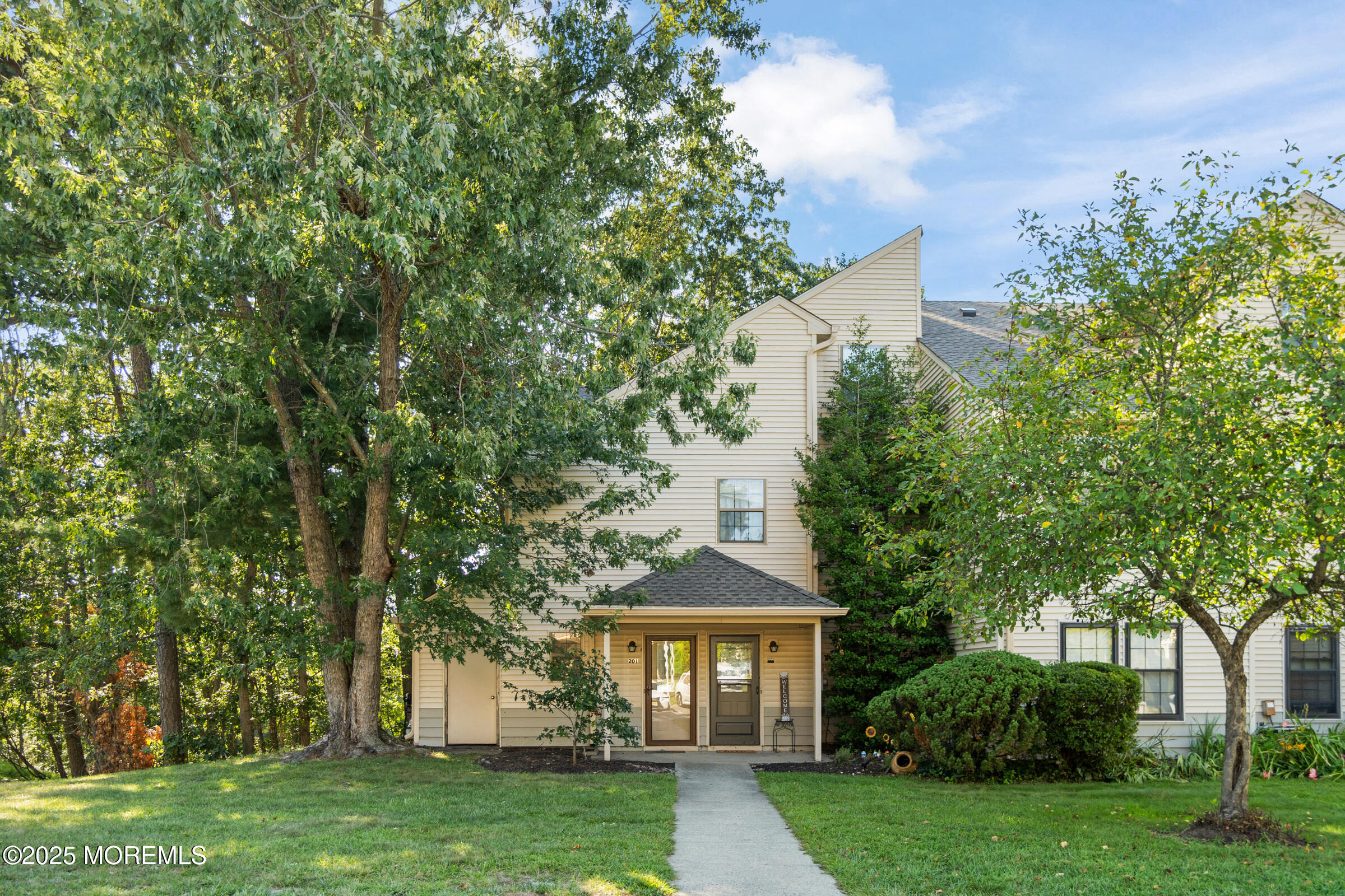 201 Begonia Court, Jackson, NJ, 08527