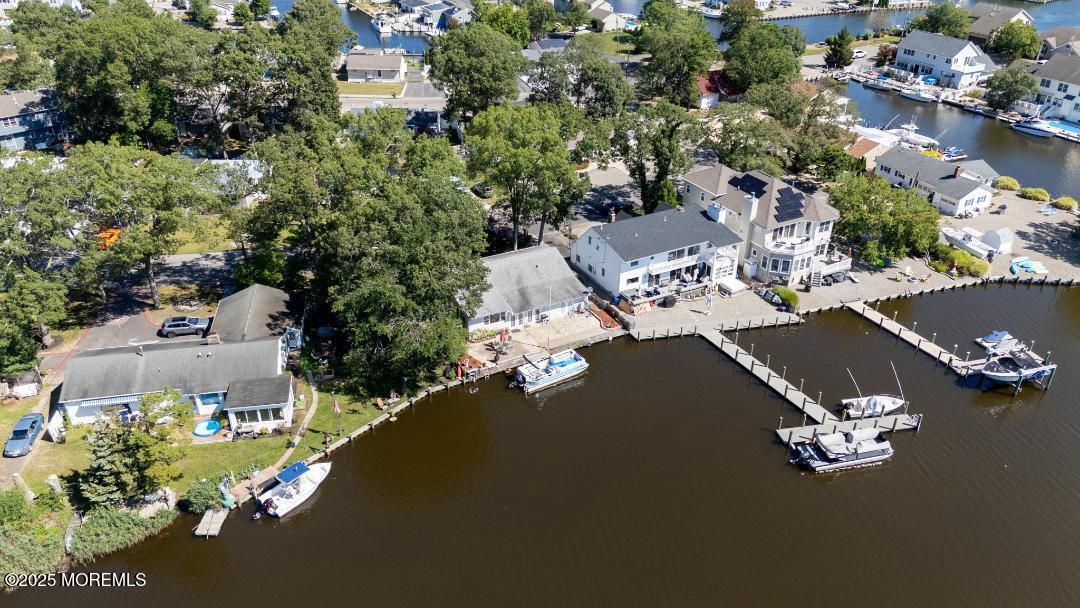 635 Oakwood Drive Image 2