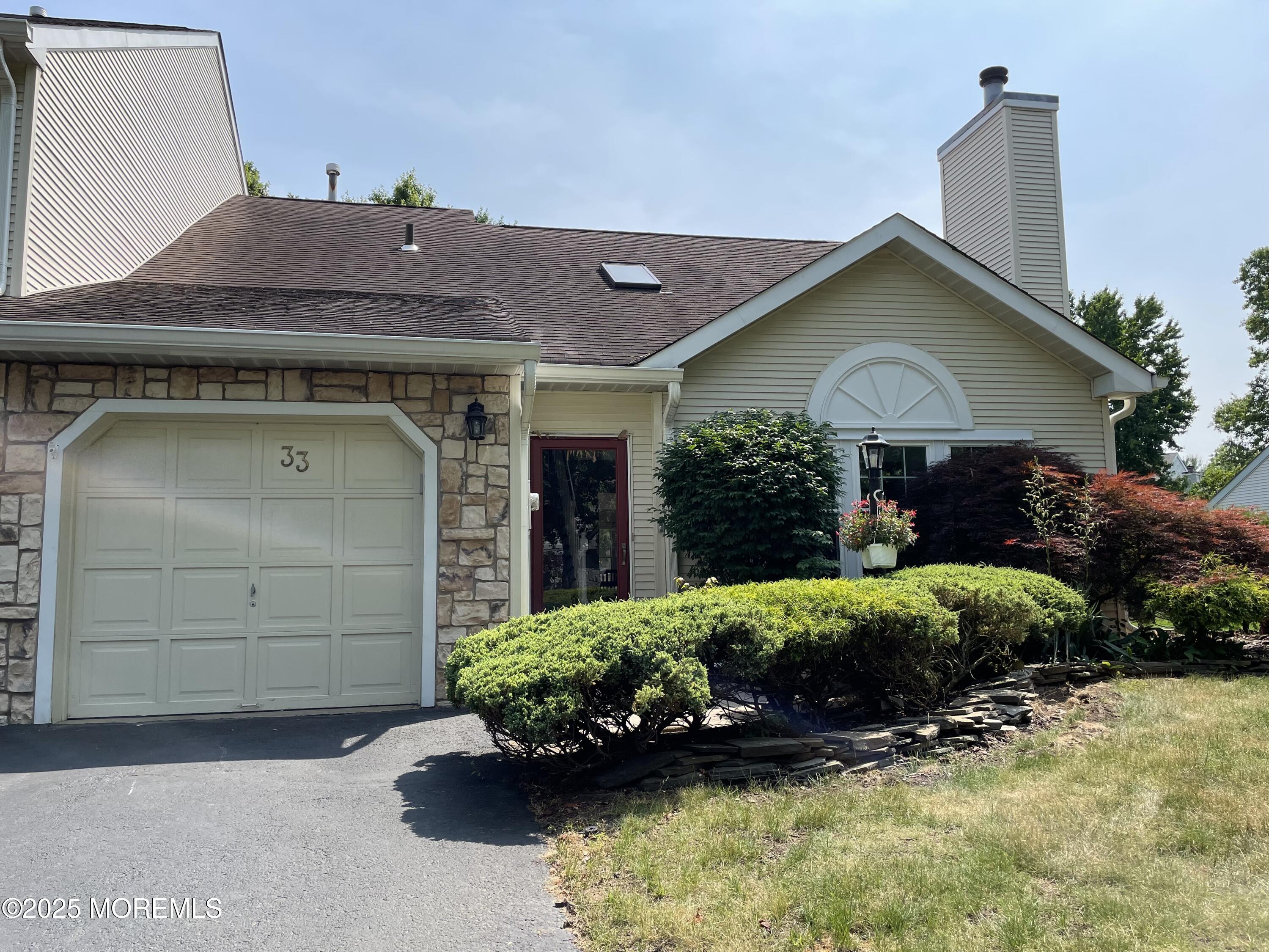 33 Hancock Lane, Manalapan, NJ, 07726
