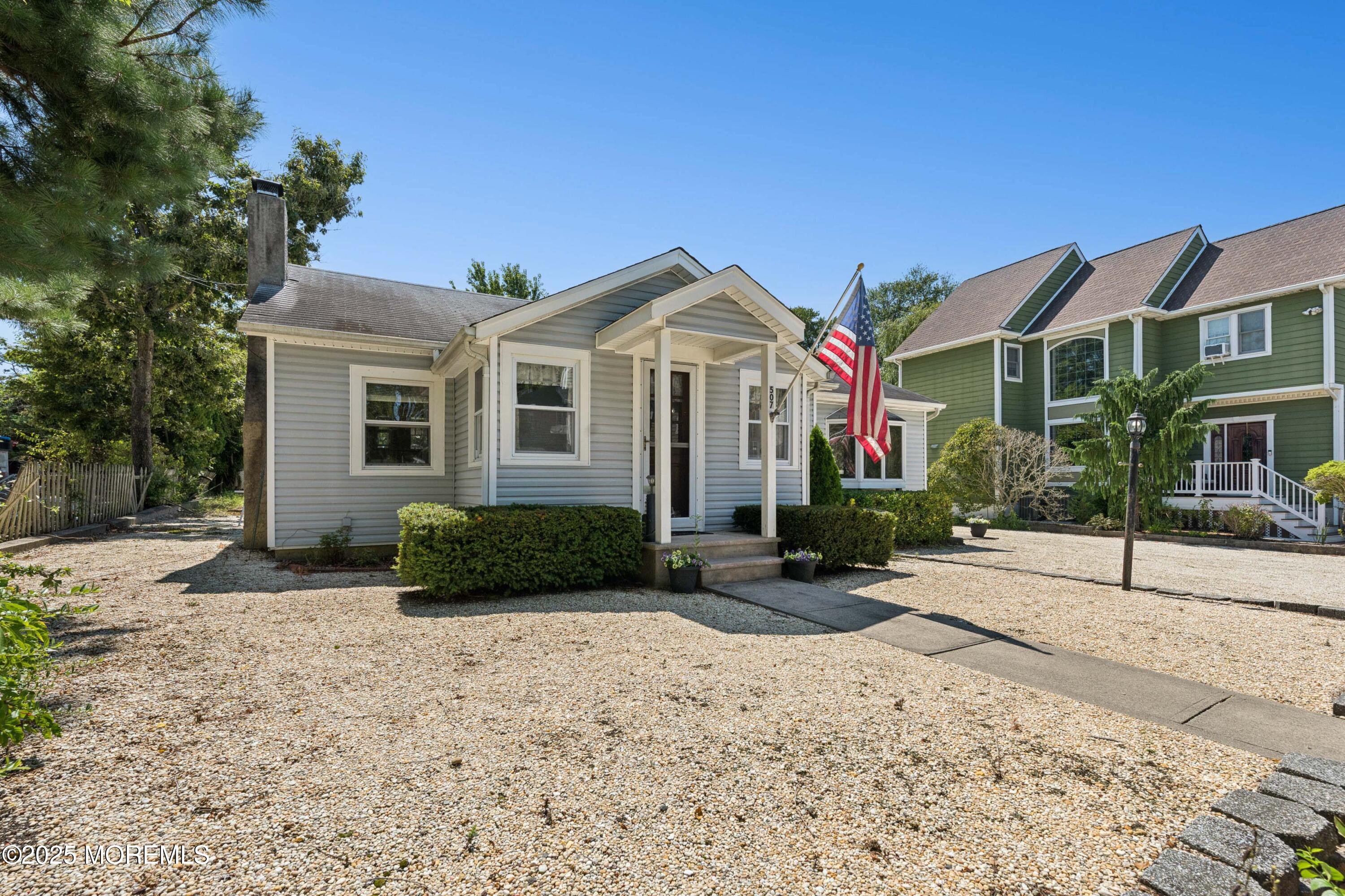 507 Riverside Drive Image 2