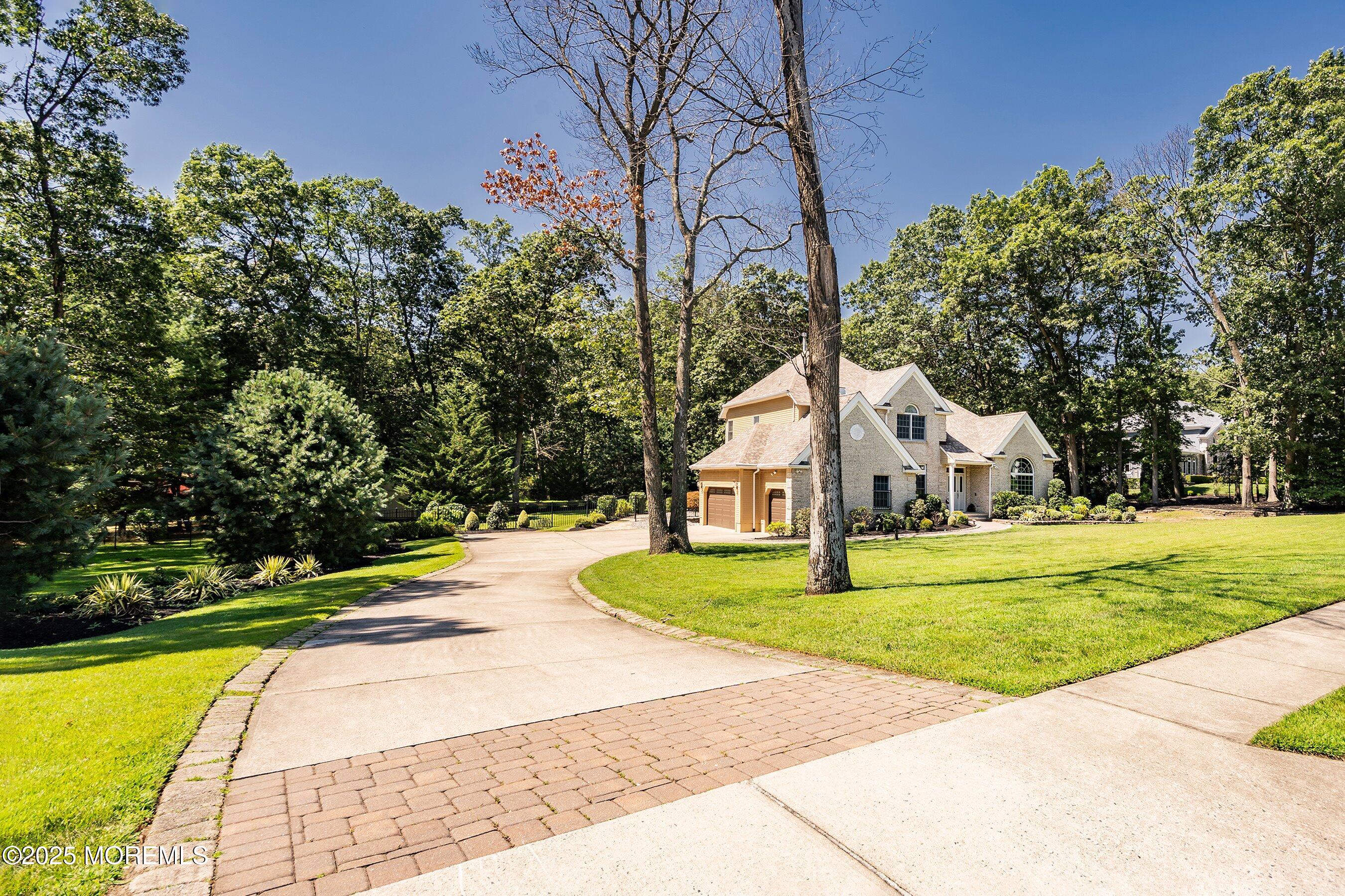 1807 Bridlemere Avenue Image 4