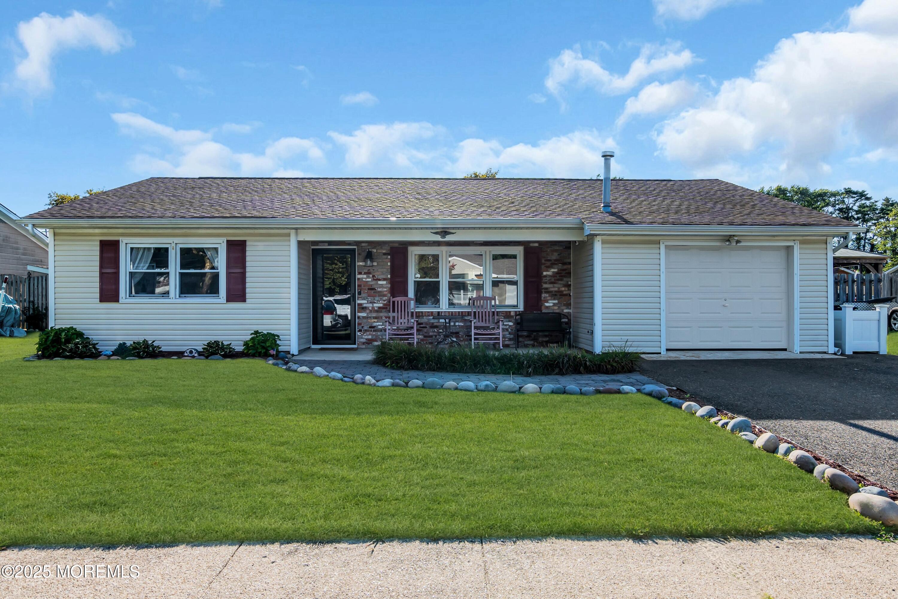 6 Roxbury Drive, Barnegat, NJ, 08005