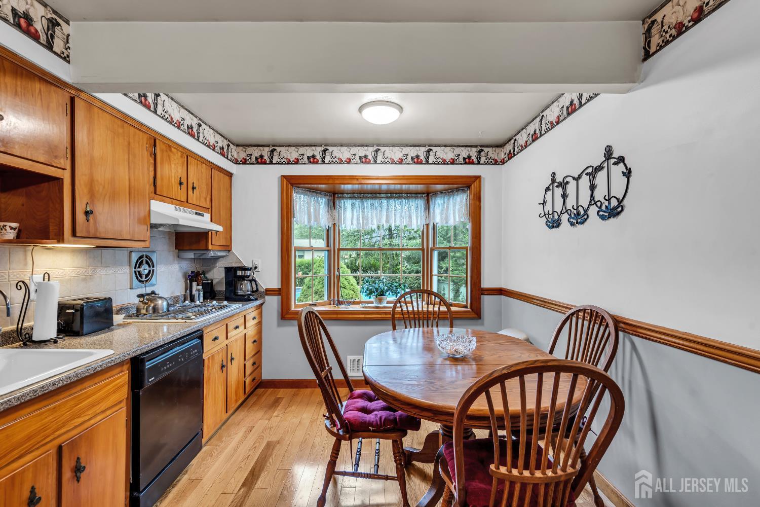 1511 S Indian Place, North Brunswick, NJ, 08902 image 14