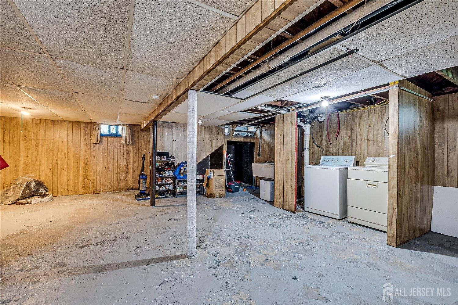 54 Holly Street, Port Reading, NJ, 07064 image 25