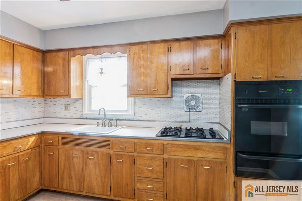 811 Eva Street, Piscataway, NJ, 08854 image 10