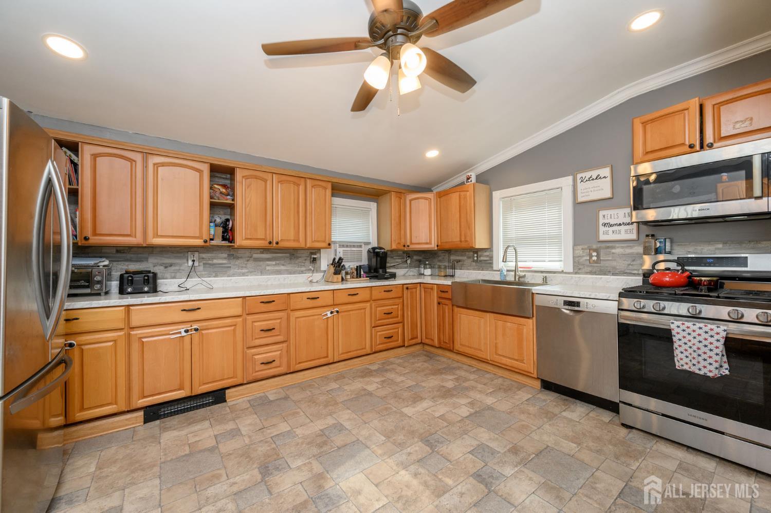 17 Tennent Avenue, Englishtown, NJ, 07726 image 11