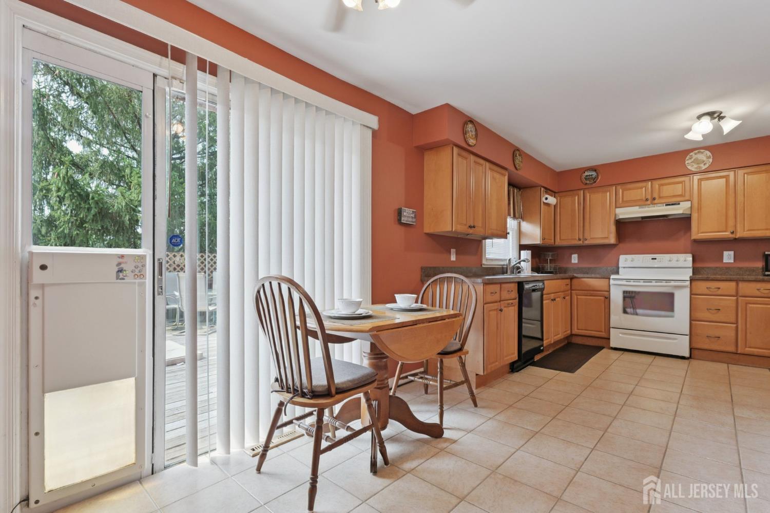 8 Ashford Court 1208, Sayreville, NJ, 08872 image 17