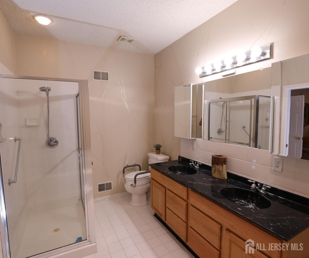 18 Kingston Court, Monroe, NJ, 08831 image 8