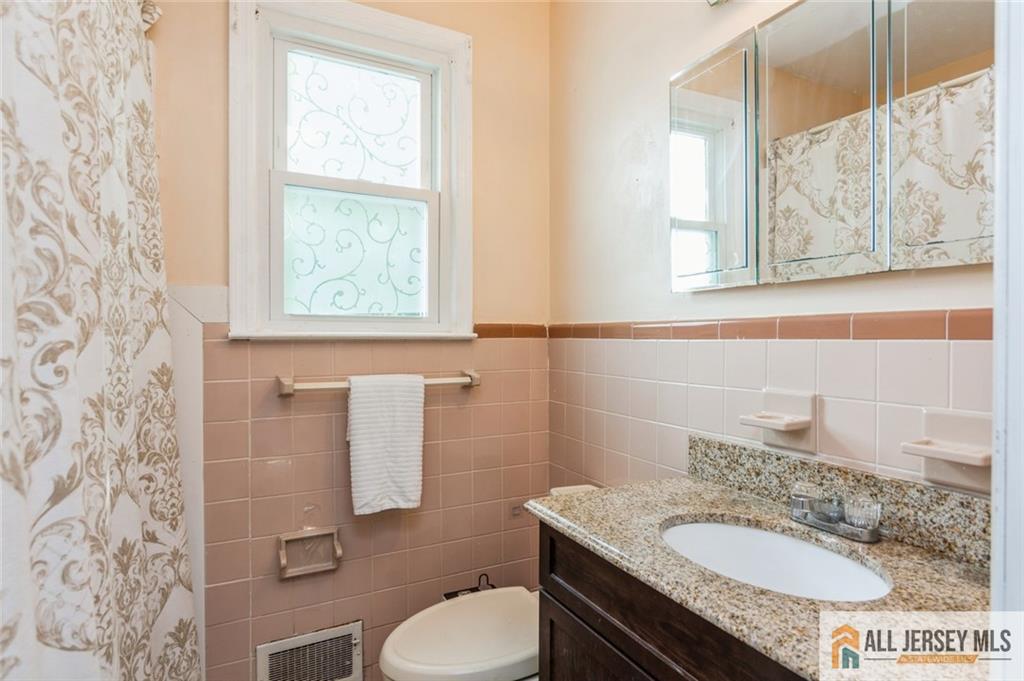 811 Eva Street, Piscataway, NJ, 08854 image 19