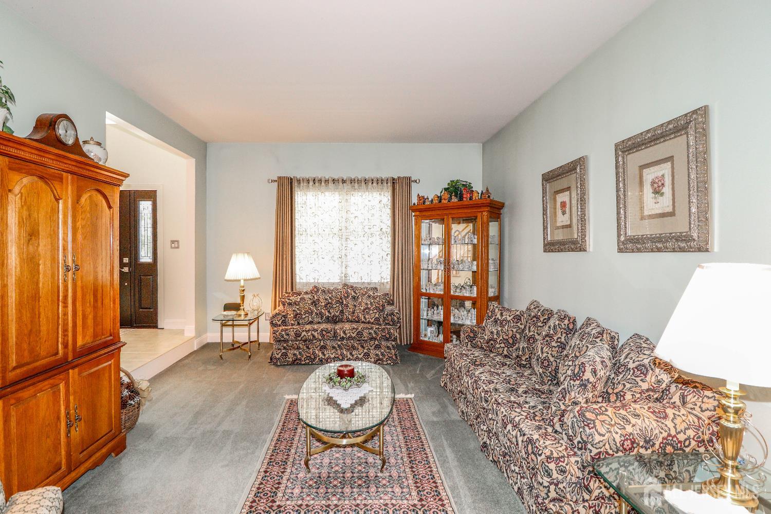 12 Zeller Drive, Franklin Twsp, NJ, 08873 image 9