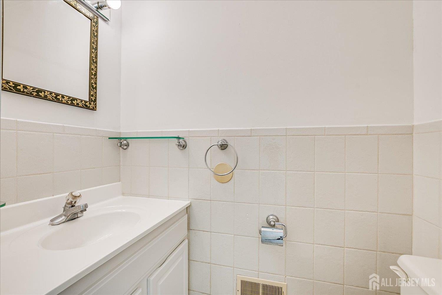 11 Allison Drive, East Brunswick, NJ, 08816 image 17