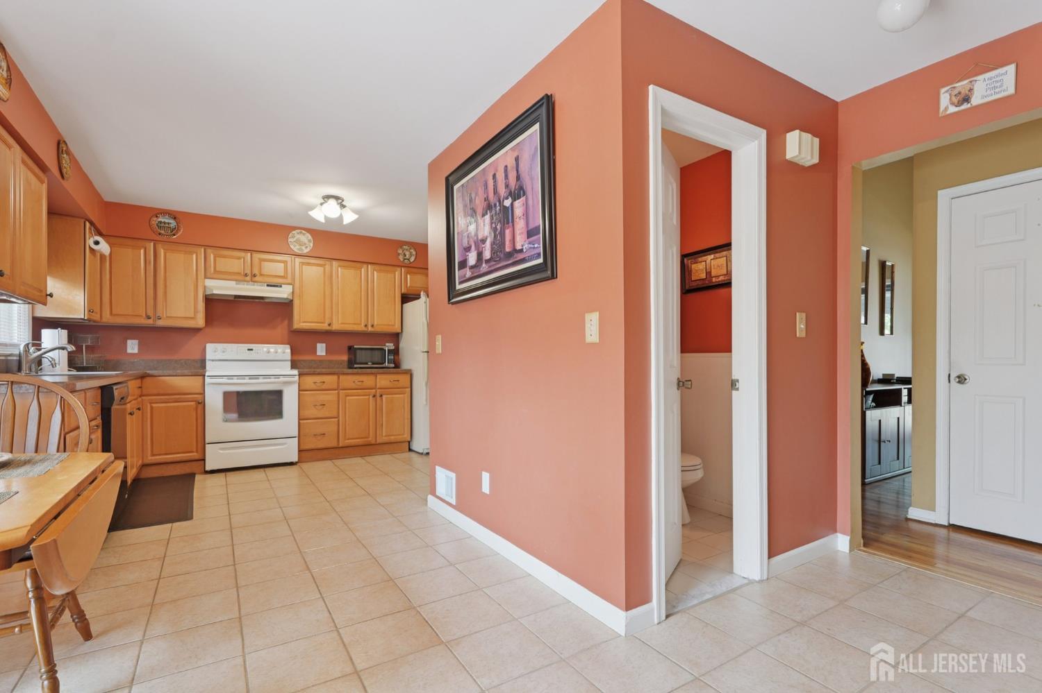 8 Ashford Court 1208, Sayreville, NJ, 08872 image 18