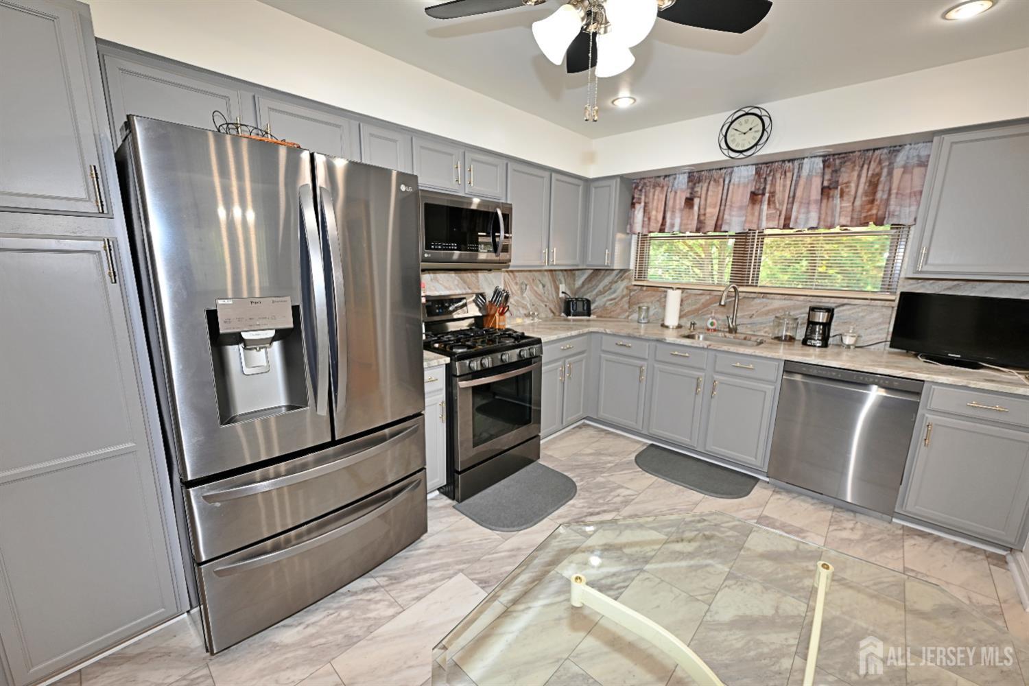 20 Pendleton Place, Old Bridge, NJ, 08857 image 8