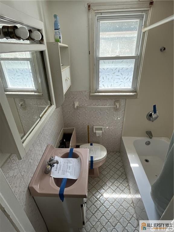 547 S Park Drive, Perth Amboy, NJ, 08861 image 16