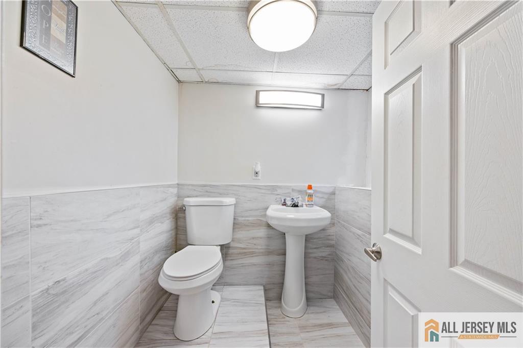 106 Newark Avenue, Union Beach, NJ, 07735 image 22