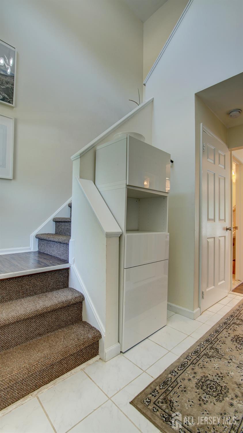 6 Pond Court, Hillsborough, NJ, 08844 image 10