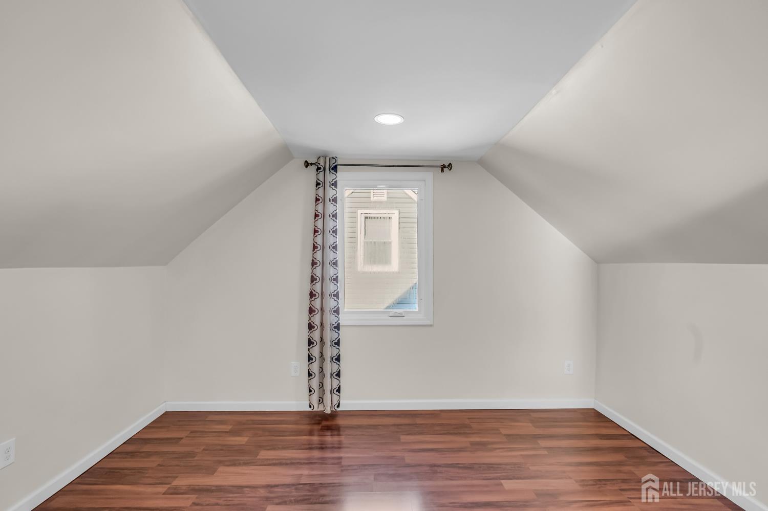 58 Rose Street, Edison, NJ, 08817 image 25