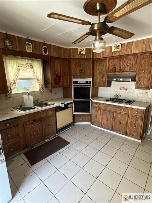 547 S Park Drive, Perth Amboy, NJ, 08861 image 9