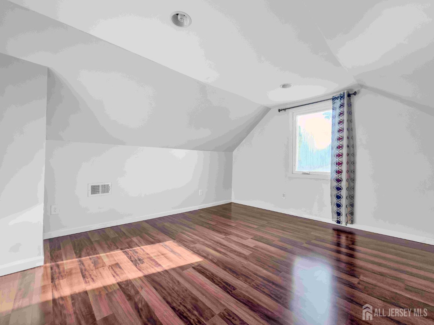 58 Rose Street, Edison, NJ, 08817 image 29