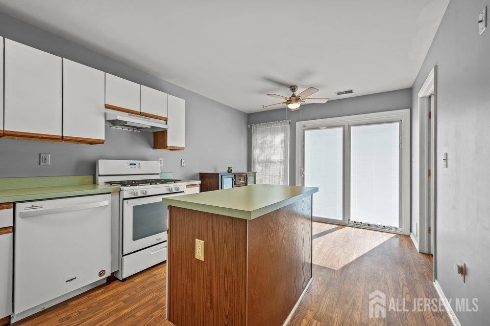 5 Hendricks Court, Sayreville, NJ, 08872 image 12