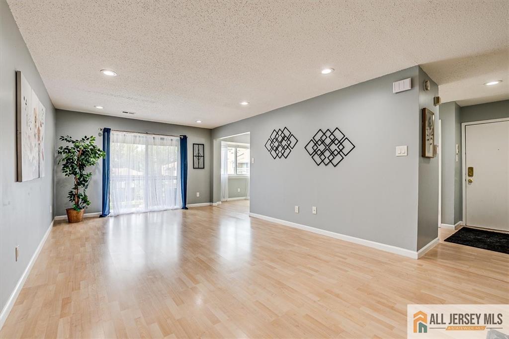 811 Edison Glen Terrace 811, Edison, NJ, 08837 image 13