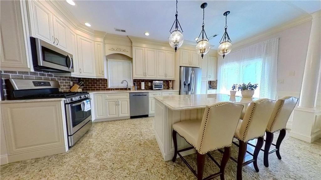 44 Comfort Court, Staten  Island, New York, 10312 image 11