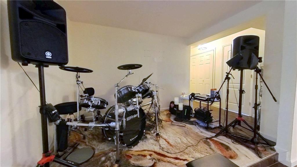 44 Comfort Court, Staten  Island, New York, 10312 image 16