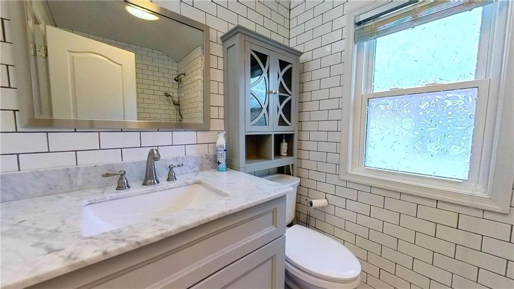 44 Comfort Court, Staten  Island, New York, 10312 image 23