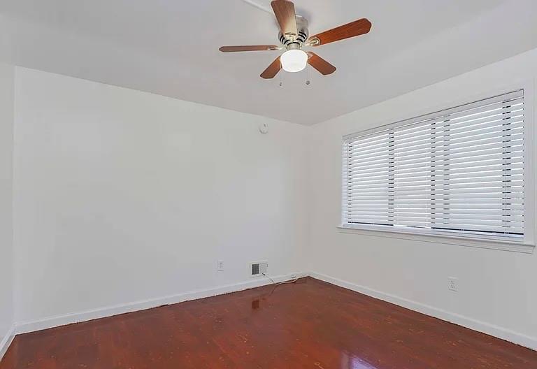86 Tioga Street, Staten  Island, New York, 10301 image 29