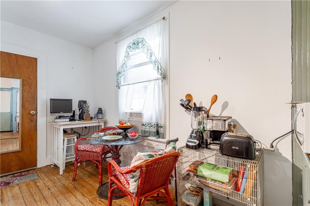 31 Crescent Avenue, Staten  Island, New York, 10301 image 9
