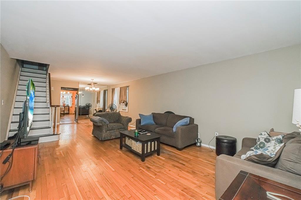 12 Benton Court Image 5