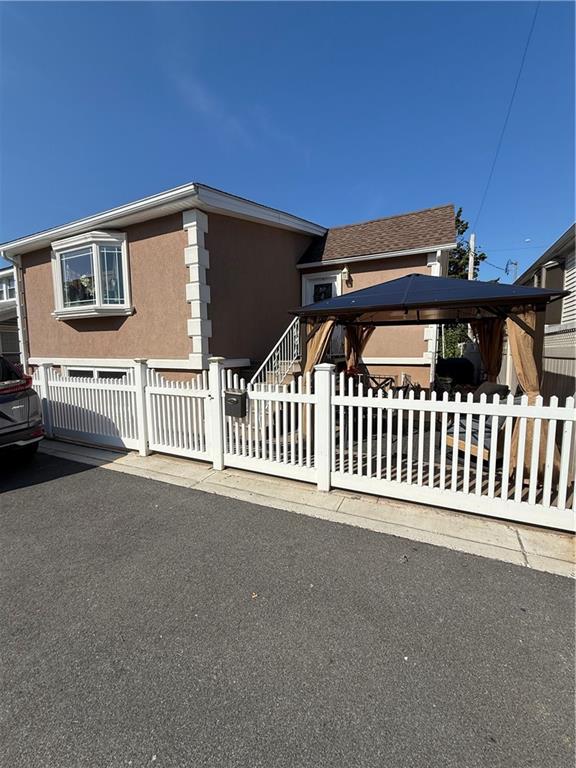 64 Dare Court, Brooklyn, New York, 11229 image 32