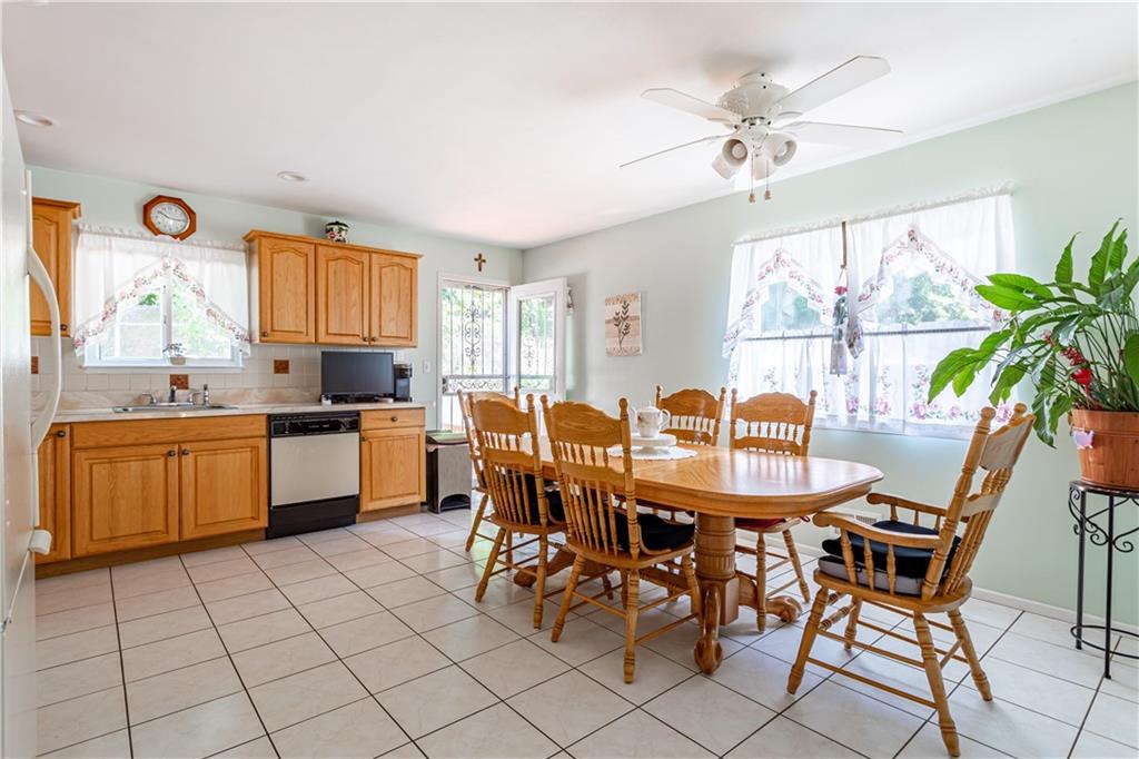 132 South Railroad Avenue, Staten  Island, New York, 10305 image 12