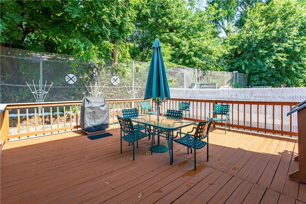 132 South Railroad Avenue, Staten  Island, New York, 10305 image 29