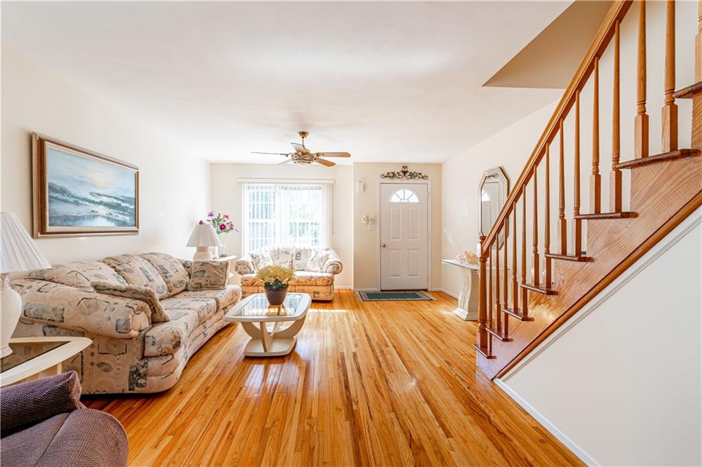 132 South Railroad Avenue, Staten  Island, New York, 10305 image 6