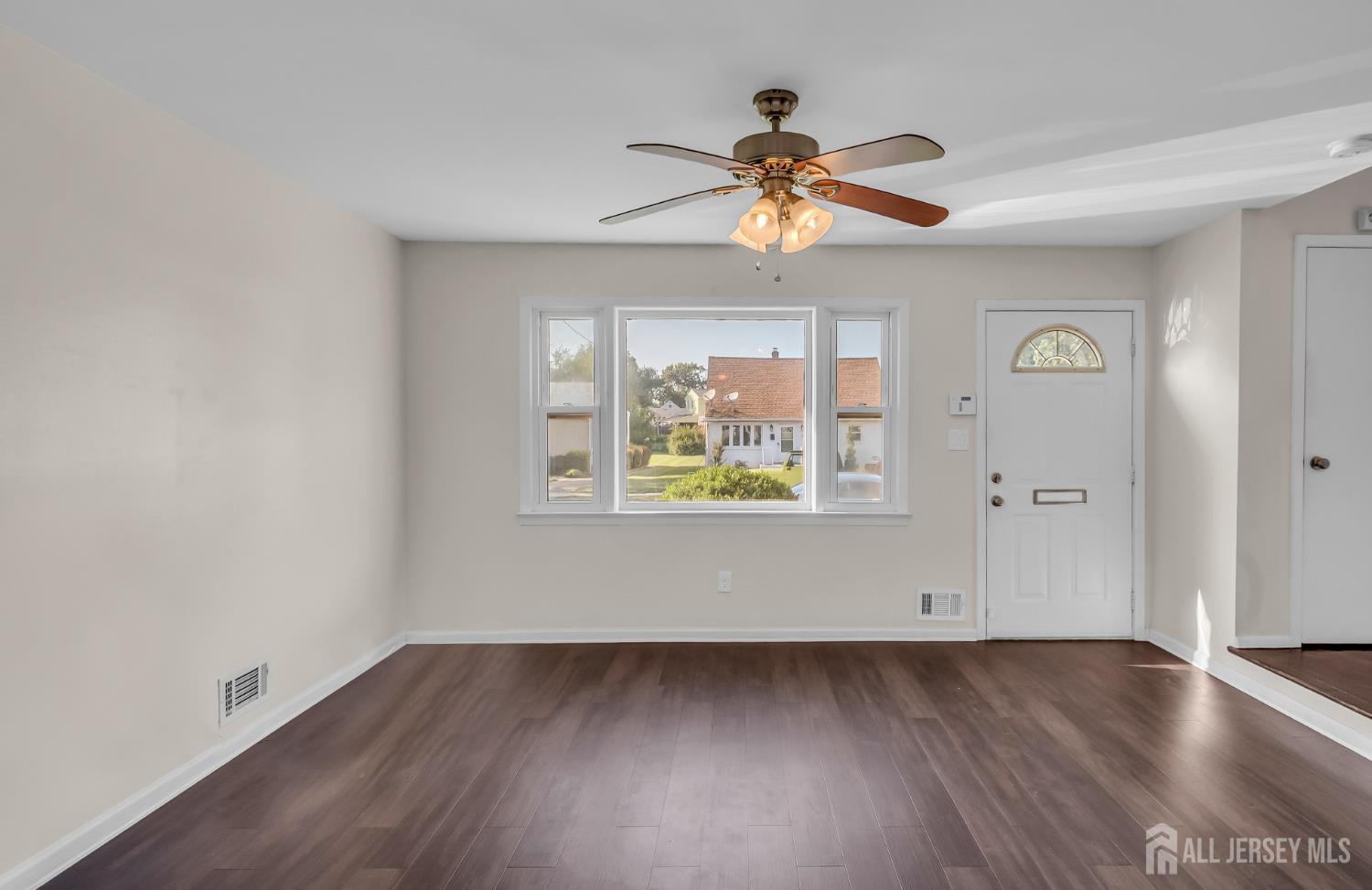 58 Rose Street, Edison, NJ, 08817 image 15
