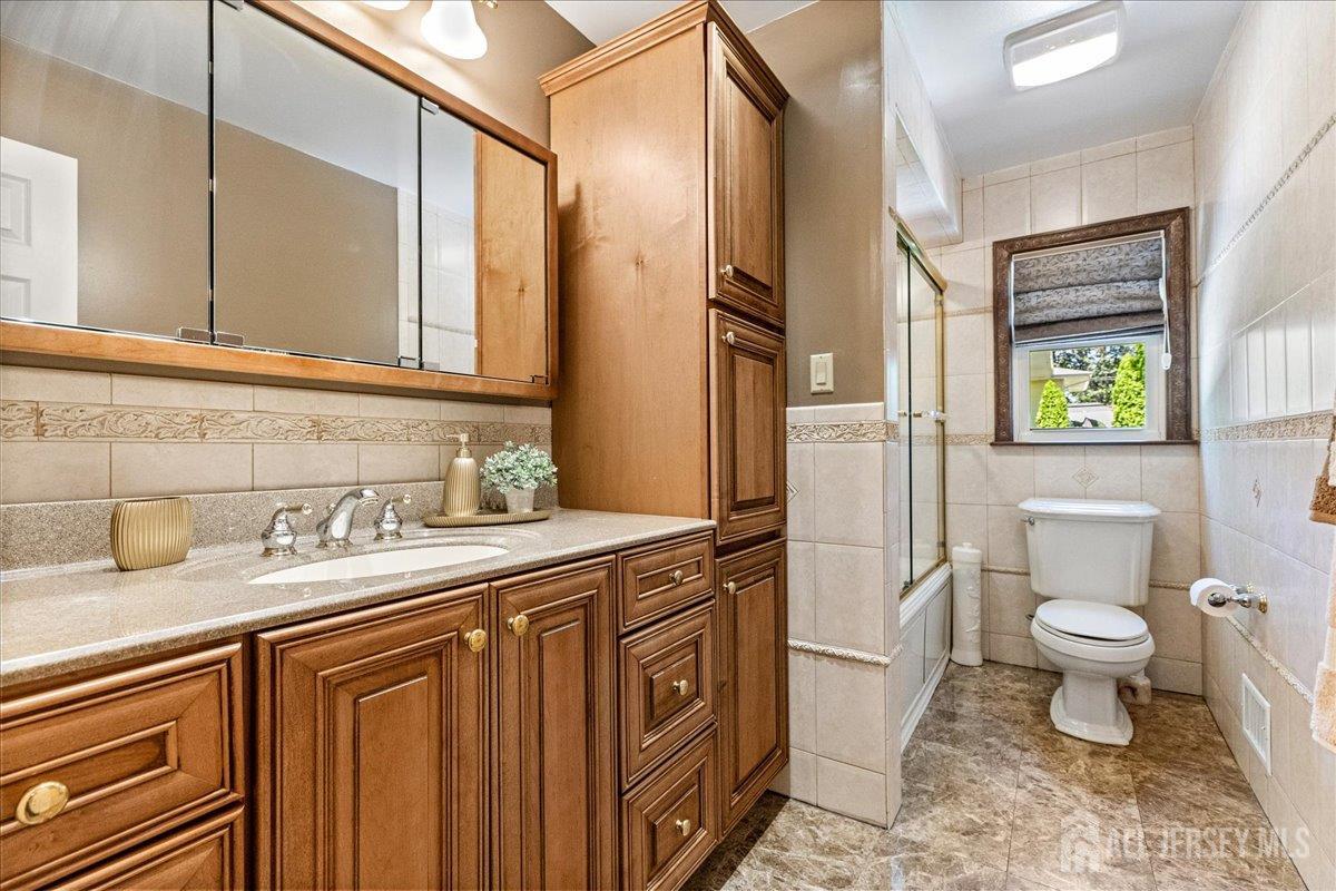 11 Jensen Road, Sayreville, NJ, 08872 image 18