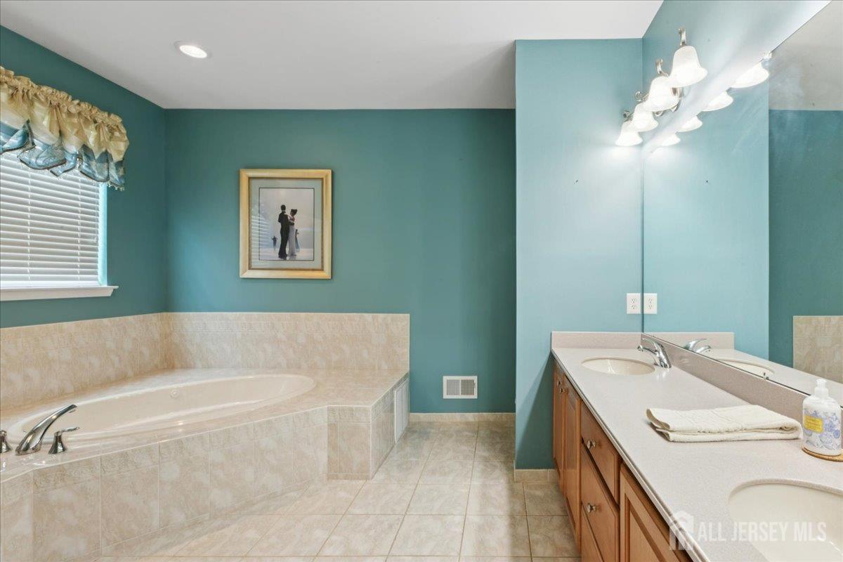 213 Blackberry Way, Monroe, NJ, 08831 image 21