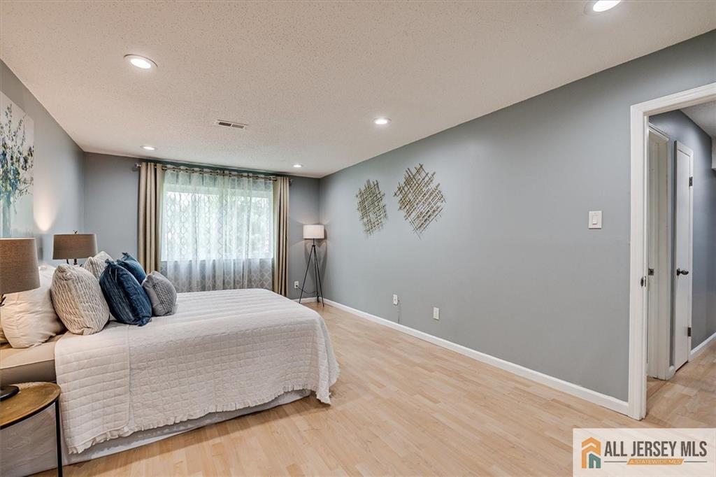 811 Edison Glen Terrace 811, Edison, NJ, 08837 image 17
