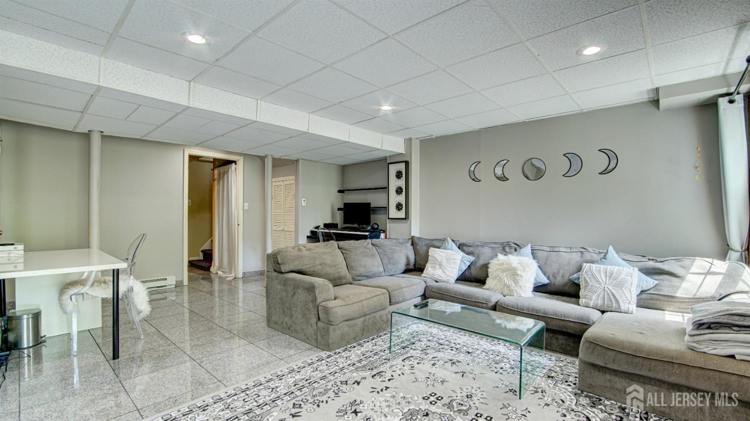 6 Pond Court, Hillsborough, NJ, 08844 image 20