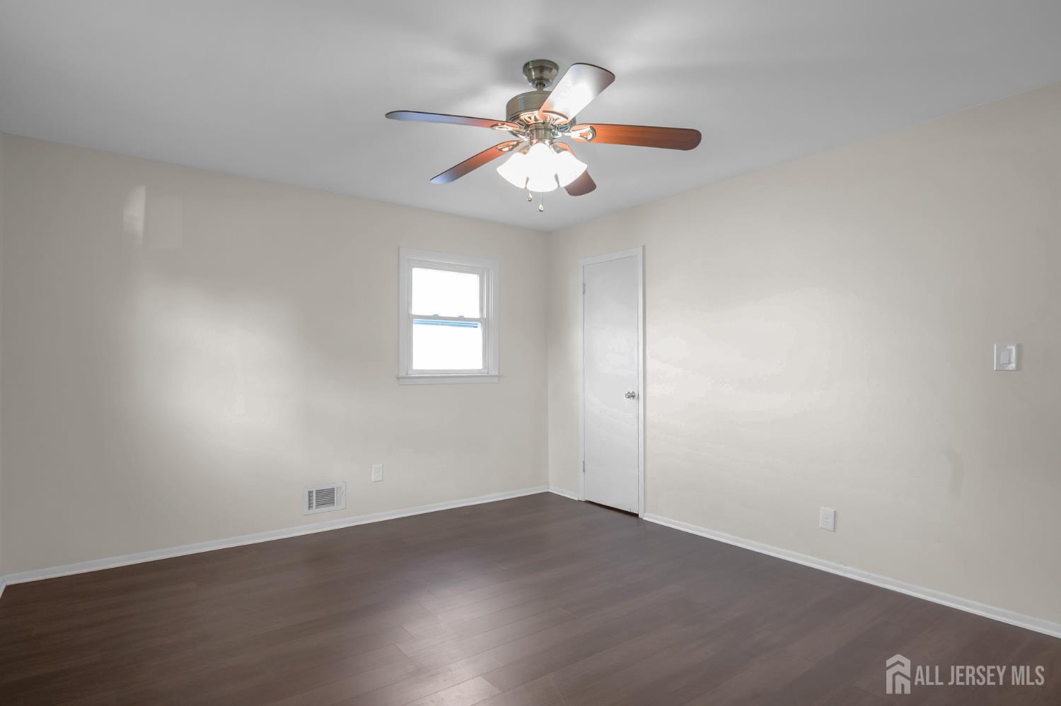 58 Rose Street, Edison, NJ, 08817 image 20