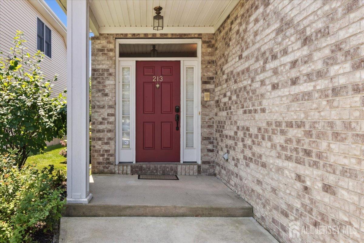 213 Blackberry Way Image 3