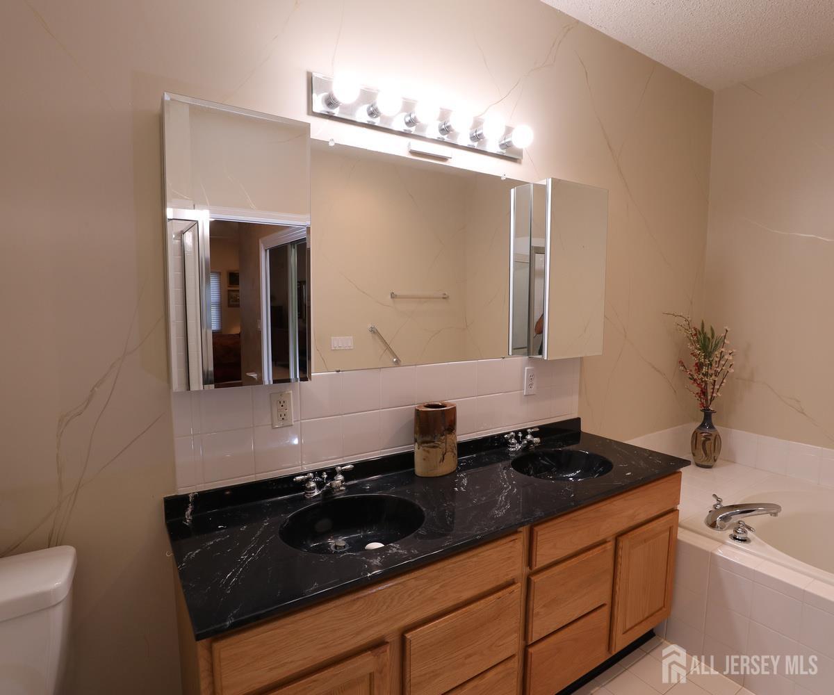 18 Kingston Court, Monroe, NJ, 08831 image 10